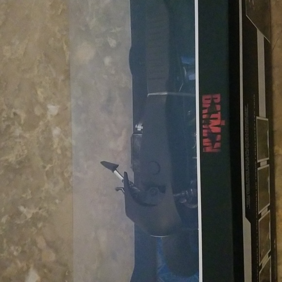 DC Batcycle - Picture 9 of 10